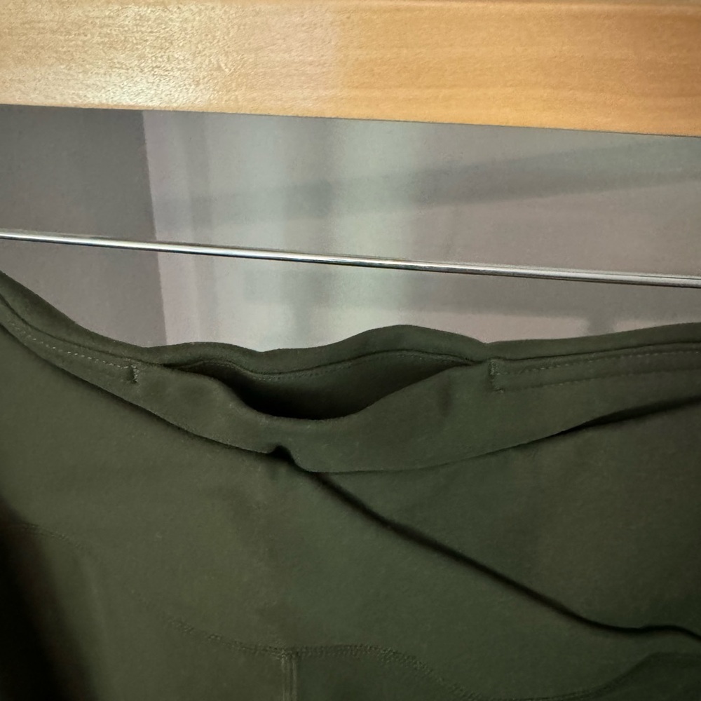 Green Leggings - Picture 4 of 5